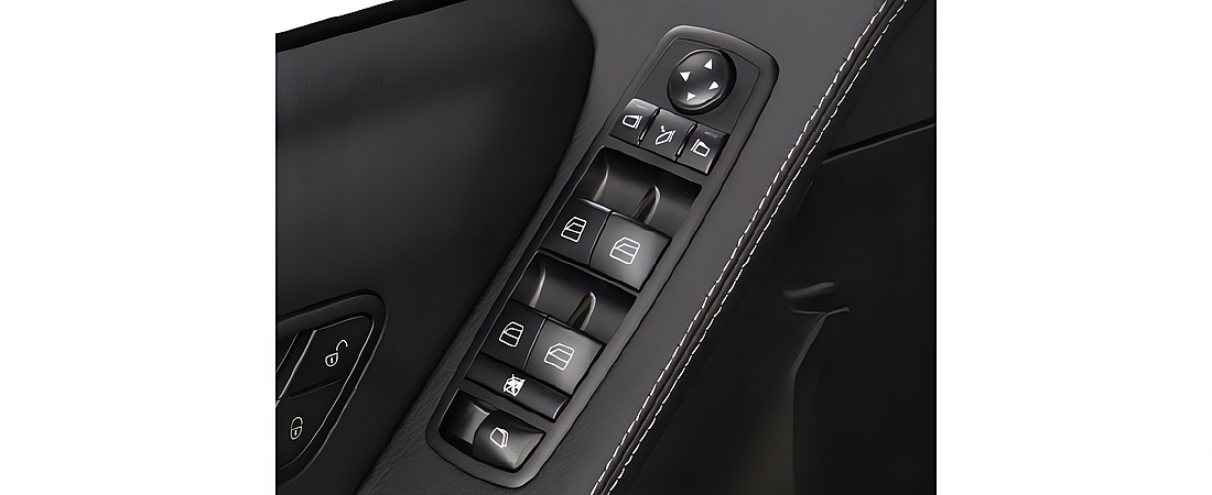 Mercedes-Benz R-Class 2011 18
