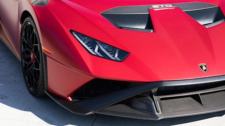 Editorial 2022 lamborghini huracan sto 10 jl cs