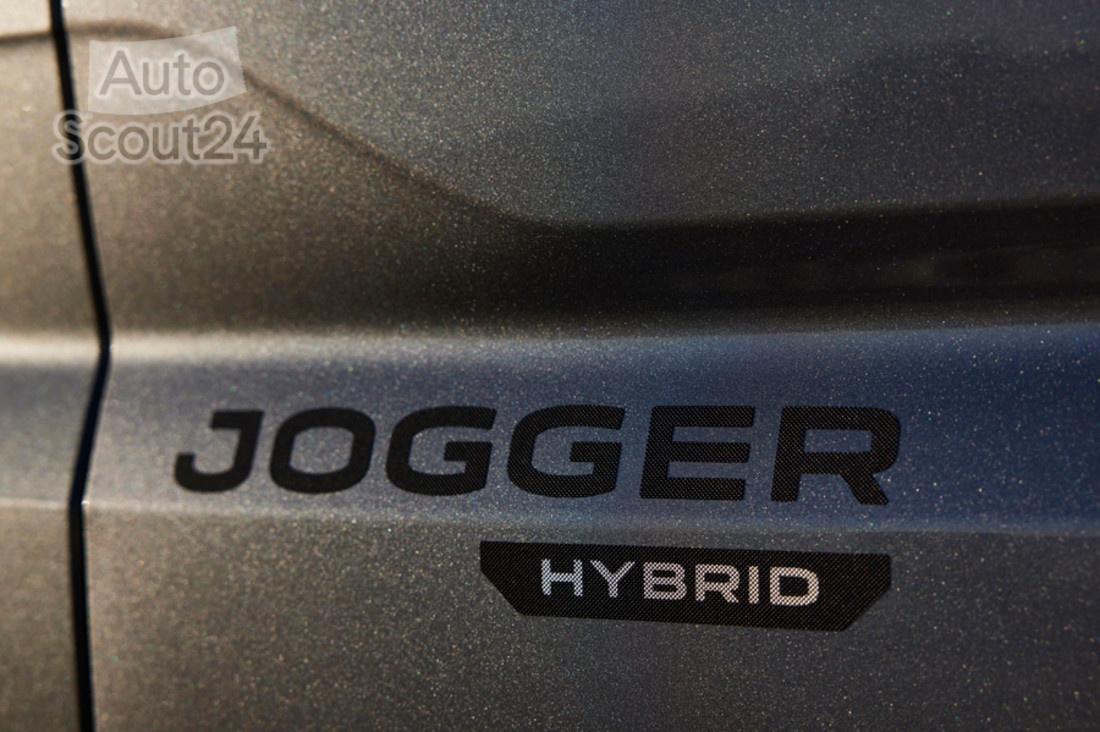 dacia-jogger-hybrid (9).jpg