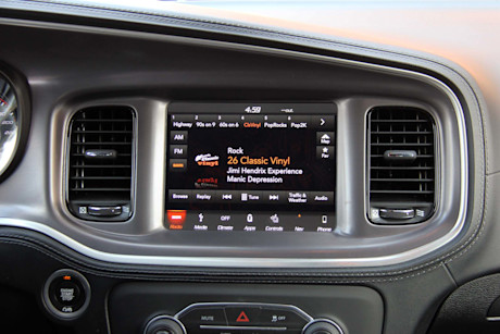 Editorial 2019 dodge charger sxt awd 30 dw