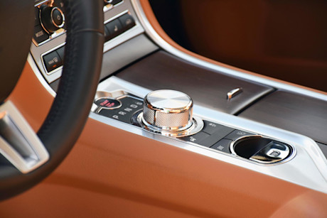 Editorial 2015 jaguar xf 30 awd jp 11