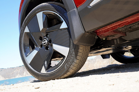 Nissan Kicks 2025 : essai routier Body Image
