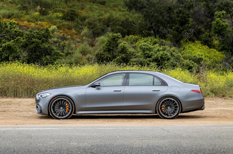 Editorial 2024 mercedes amg s 63 e performance fd 230627 02 jw