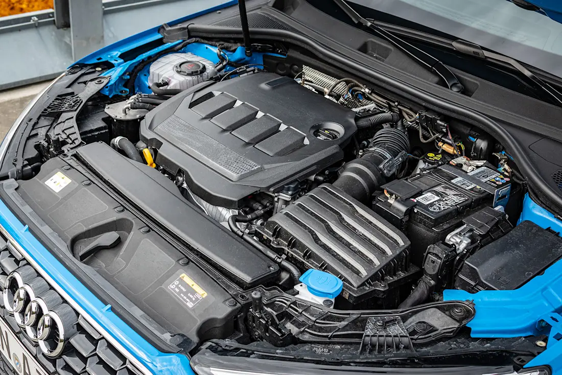 Audi-A3-Limousine-Engine