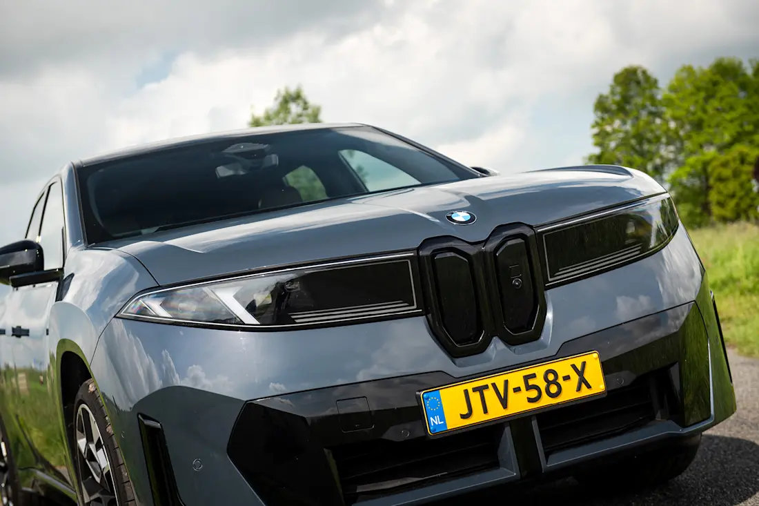 BMW iX3