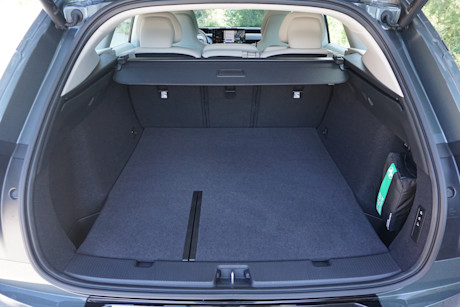 2027 Volvo EX60 - FD - DI - 260514 - 10