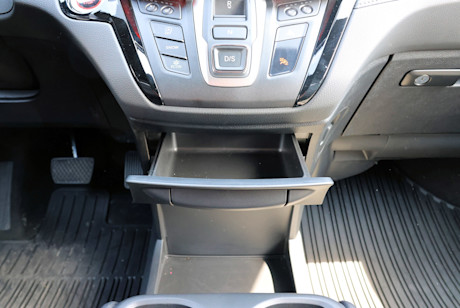 Editorial 2025 honda odyssey review interior storage 1