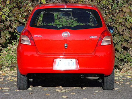 Editorial 2006 toyota yaris ce 2dr gw 03