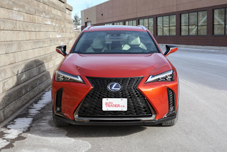 Editorial 2021 lexus ux 250h awd 01 jm