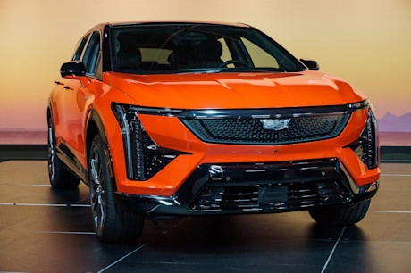 Editorial 2025 cadillac optiq preview jv 241003 13