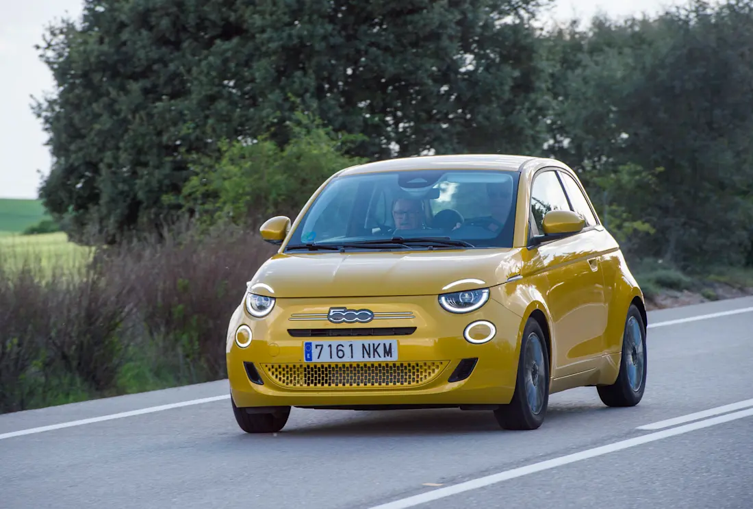 nuevo fiat 500 hybrid 2026 001