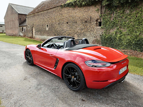 Editorial 11 bh 2017 porsche 718 boxster