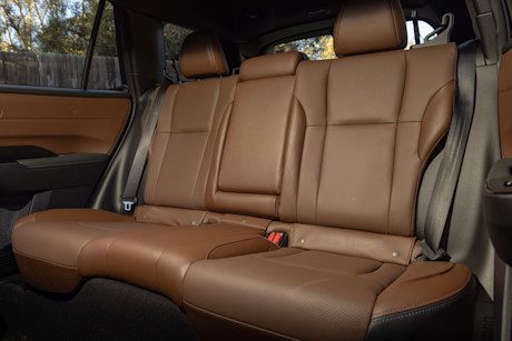 Editorial 2026 subaru outback 50