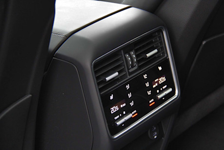 Editorial 2020 porsche caynne coupe s 24 dw
