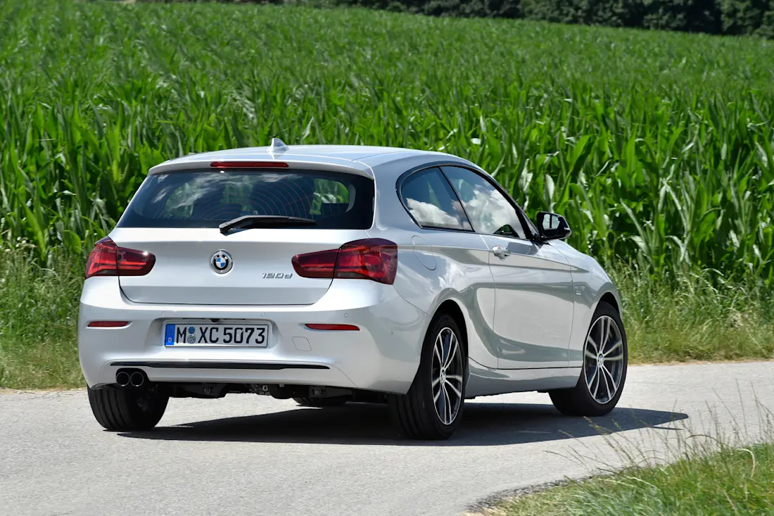 P90269845 highRes the-new-bmw-1-series