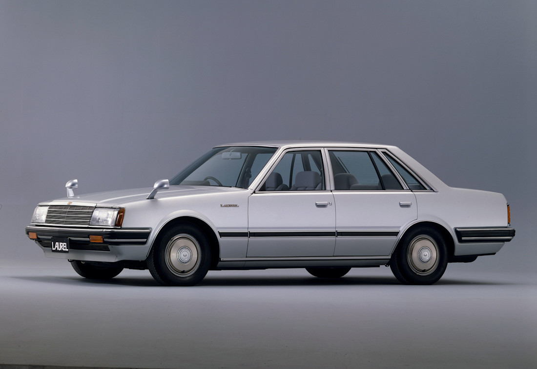 nissan-laurel-side