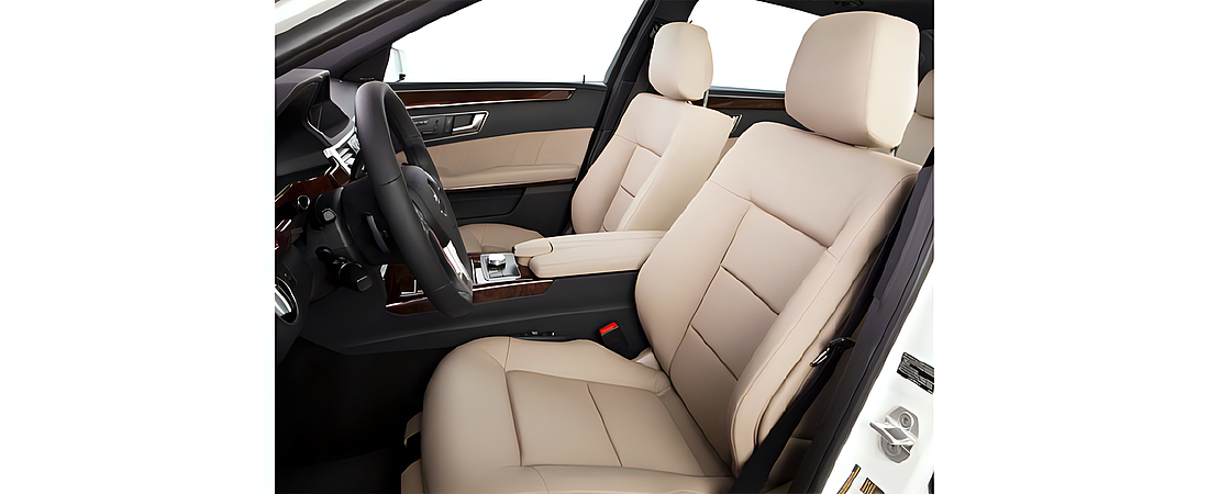 Mercedes-Benz E-Class 2011 28