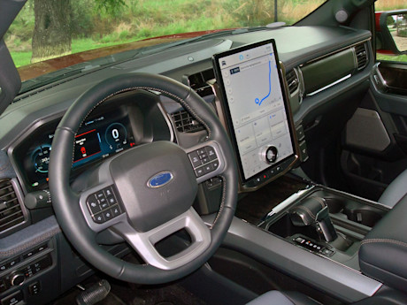 Editorial 2022 ford f 150 lightning 20 bc fr