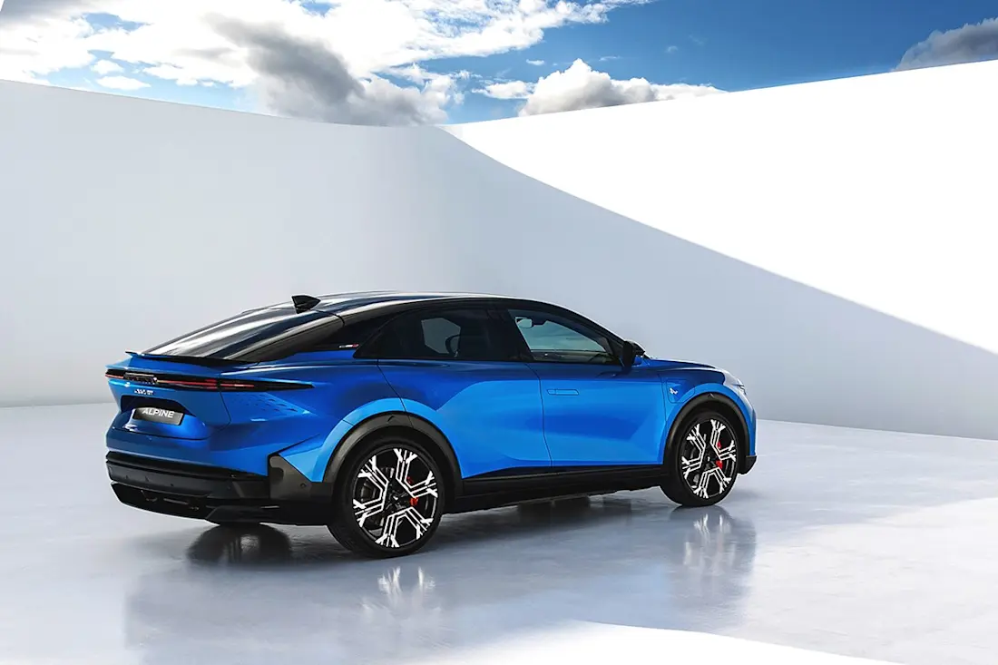 BEBE20251218 Alpine A390 02