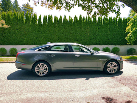 Editorial 2016 jaguar xjl portfolio sh 10