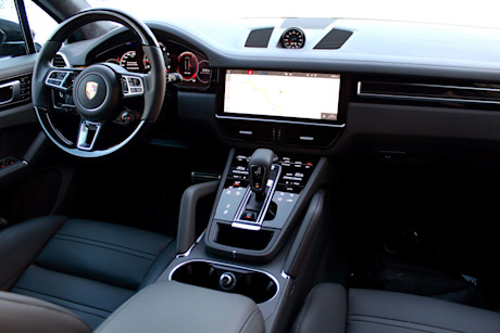 Editorial 2019 porsche cayenne turbo 09 pb