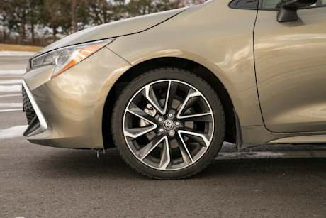 Editorial 2019 toyota corolla hatchback xse 08 jw