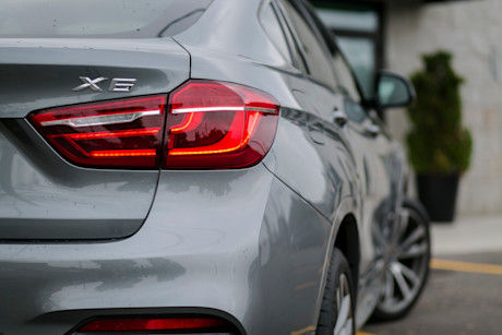 Editorial 2015 bmw x6 xdrive50i 14