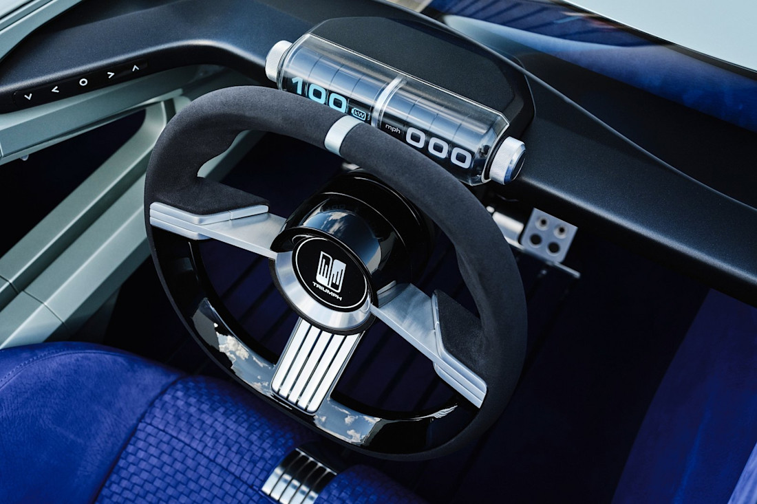 Makkina-Triumph-TR25-prototipo-2023 (15).jpg