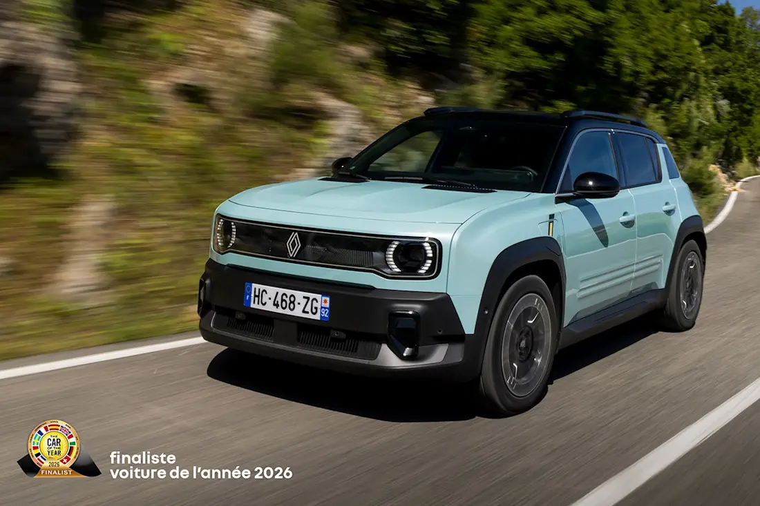 BEBE20251106 Auto van het jaar 02