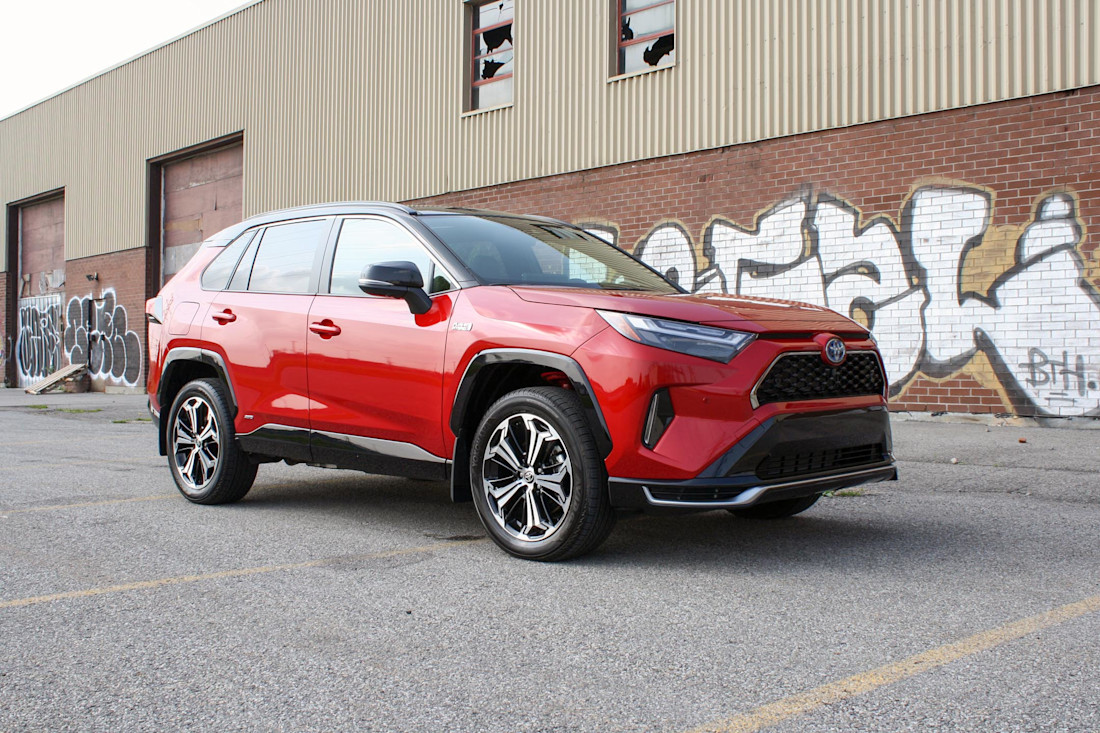 Editorial 2023 toyota rav4 prime xse td fr 230809 02 db