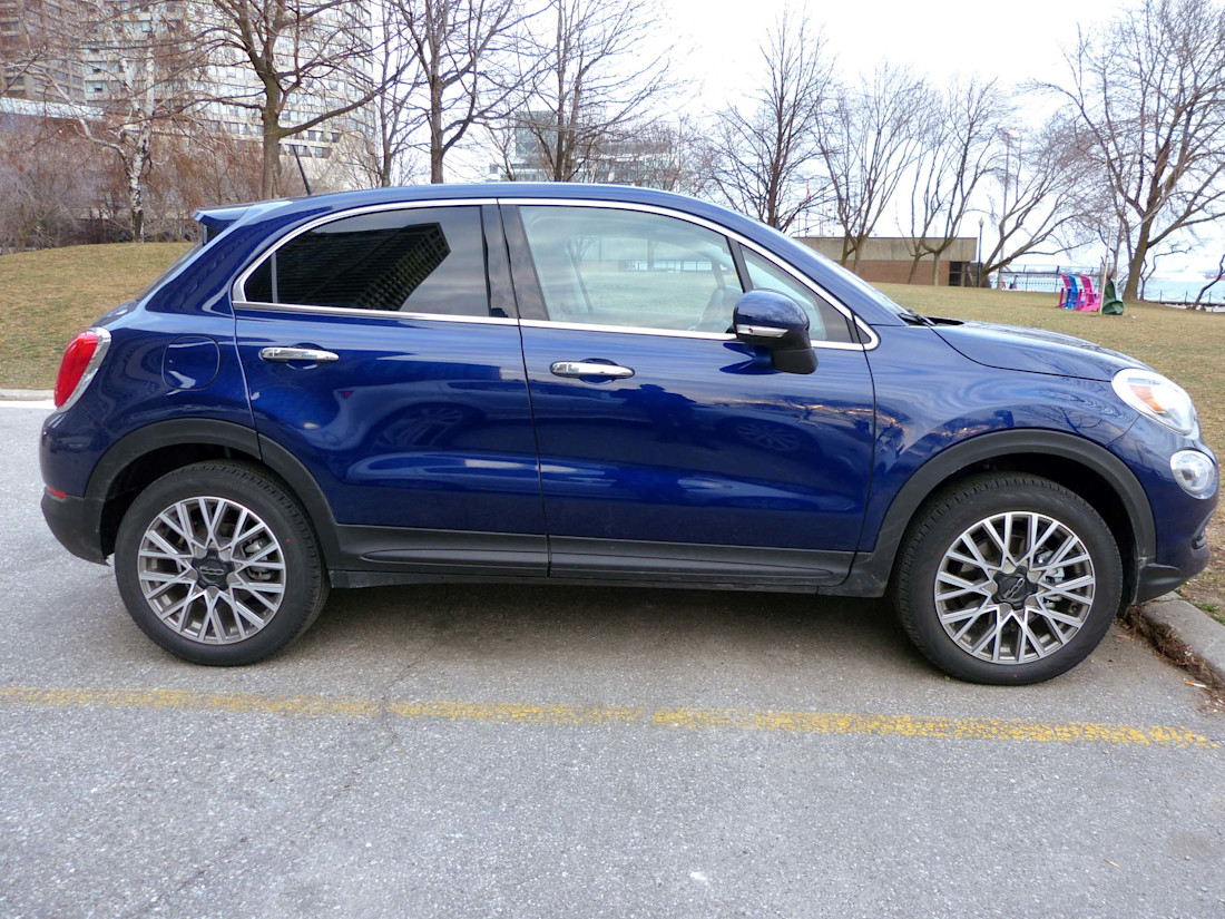Editorial 2017 fiat 500x lounge awd 03 jb