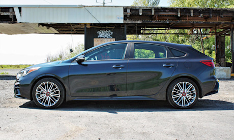Kia Forte5 GT manuelle 2021 : essai routier Image