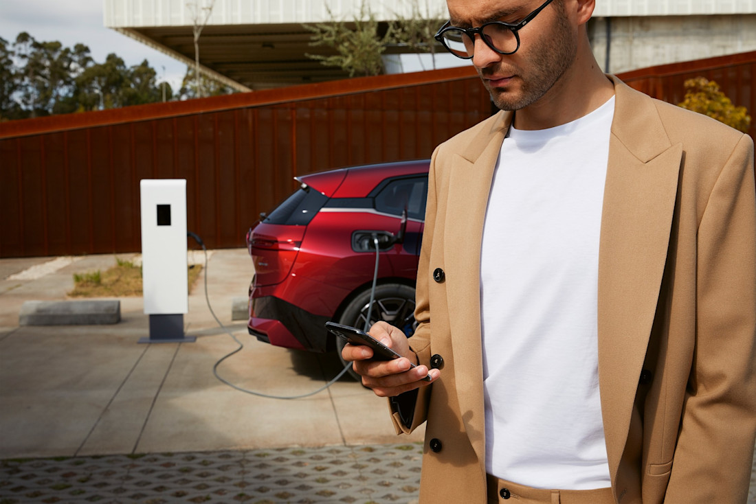 P90417257_lowRes_bmw-group-and-daimle