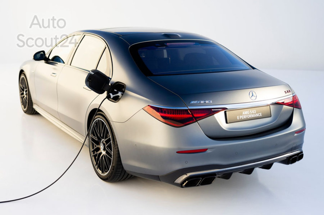 Mercedes-Benz-S63_AMG_E_Performance-2023-1600-27.jpg