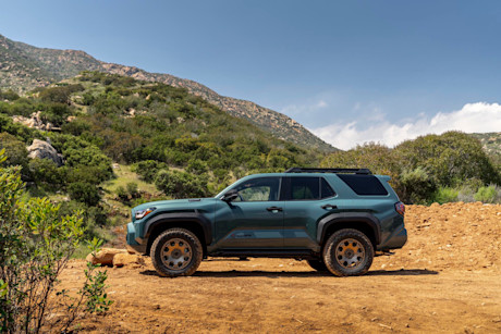 Editorial 2025 toyota 4runner trailhunter 240409 04 toyota