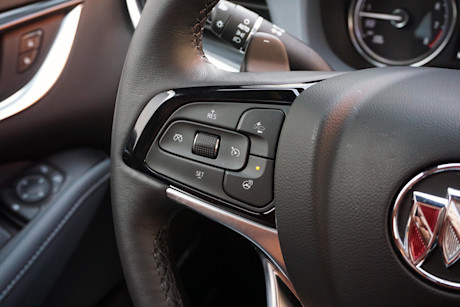 Editorial 2022 buick enclave essence 21 di