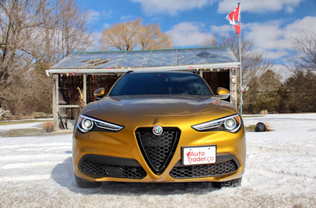 Editorial 2022 alfa romeo stelvio veloce 01 pb