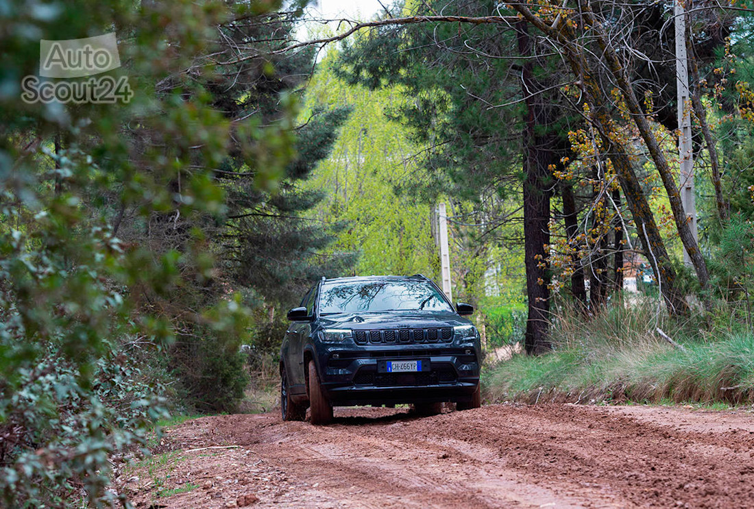 jeep_e-hybrid_003.jpg
