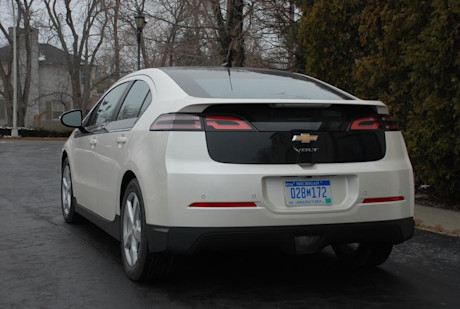 Editorial 2011 chevrolet volt gy 03