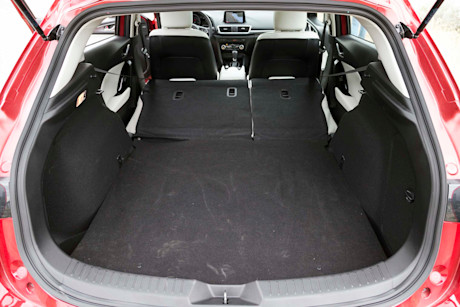 Editorial 2018 mazda3 sport gt 21 jw