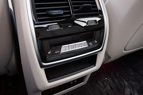 Editorial 2023 bmw x7 xdrive40i 31 jl