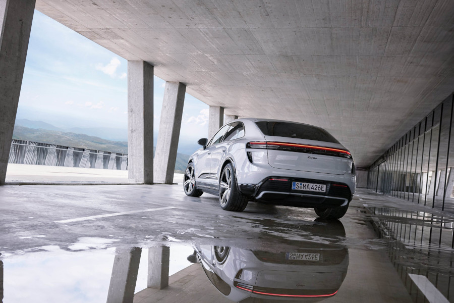 Porsche-Macan-Turbo-2024 (4).jpg