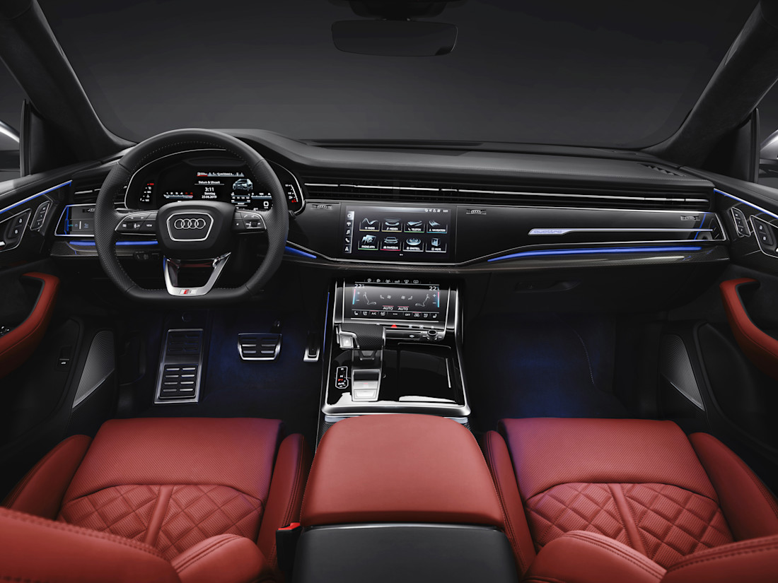 Audi SQ8 TDI (5).jpg