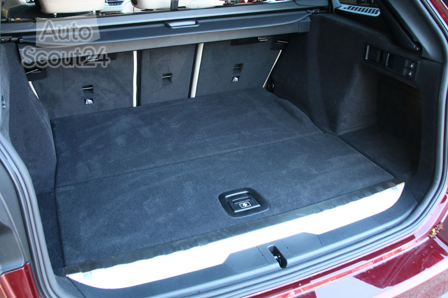 bmw-330e-touring (3).JPG