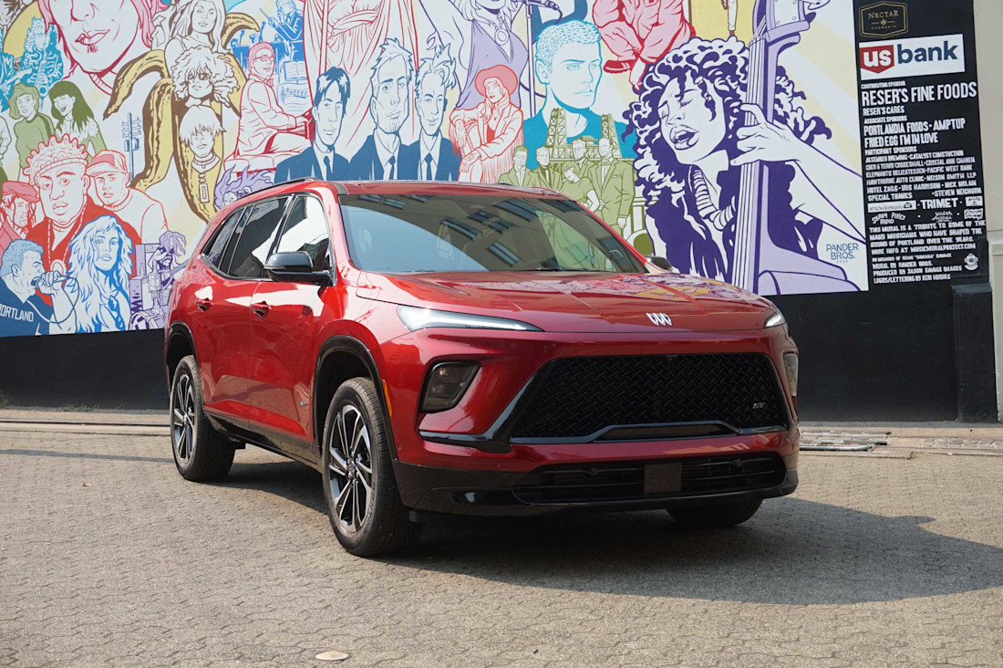 Editorial 2025 buick enclave fd jl 240909 1