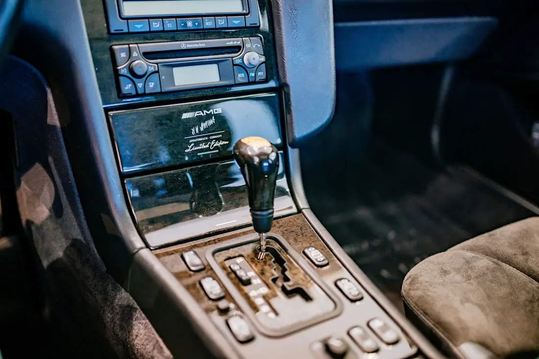 Mercedes-Benz E 60 AMG in the special exhibition “Youngtimer” 06 Mercedes-Benz E 60 AMG in the special exhibition “Youngtimer” 06