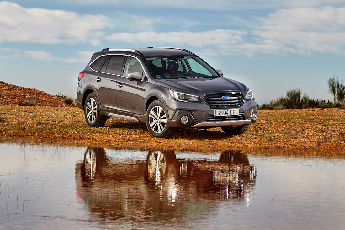 Subaru Outback Silver Edition (25).jpg