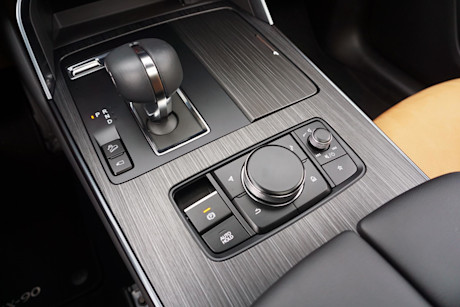 Editorial 2024 mazda cx 90 signature 231003 22 di