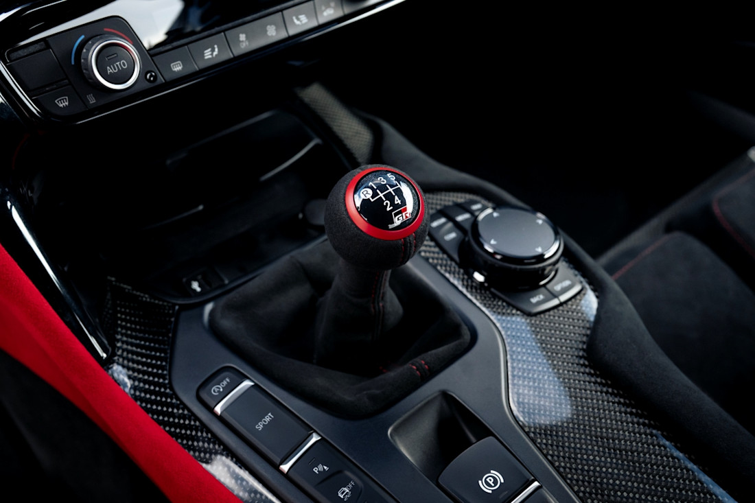 toyota-gr-supra-2025 (5).jpg