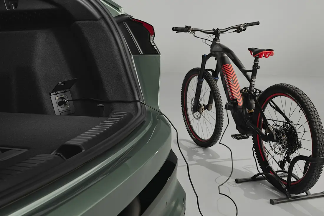 BEBE20260430 Audi Q4 03